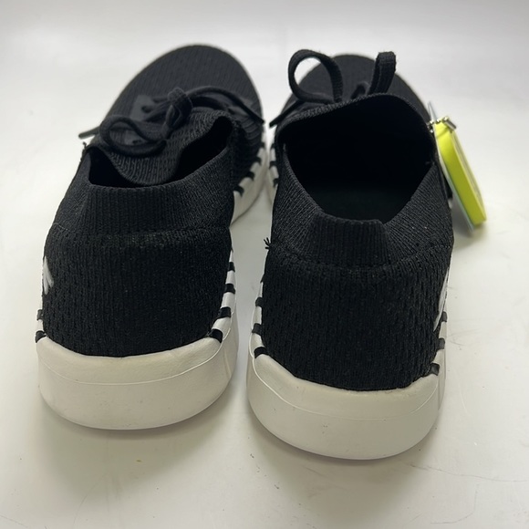 Skechers Women’s Go Walk Smart 2 Sneaker Size 6 Black/White - Picture 4 of 7